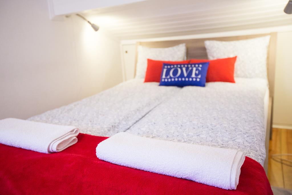 Duplex Alfama Apartment ลิสบอน ภายนอก รูปภาพ